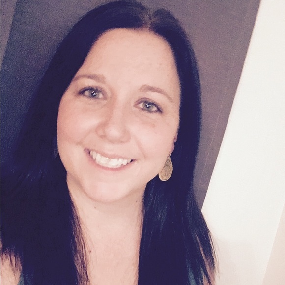 Meet your Posher, Rachell - Picture 2 of 8